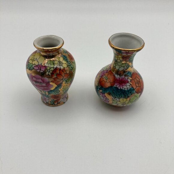 2 Vintage Hand Painted Miniature Vases - Picture 2 of 2